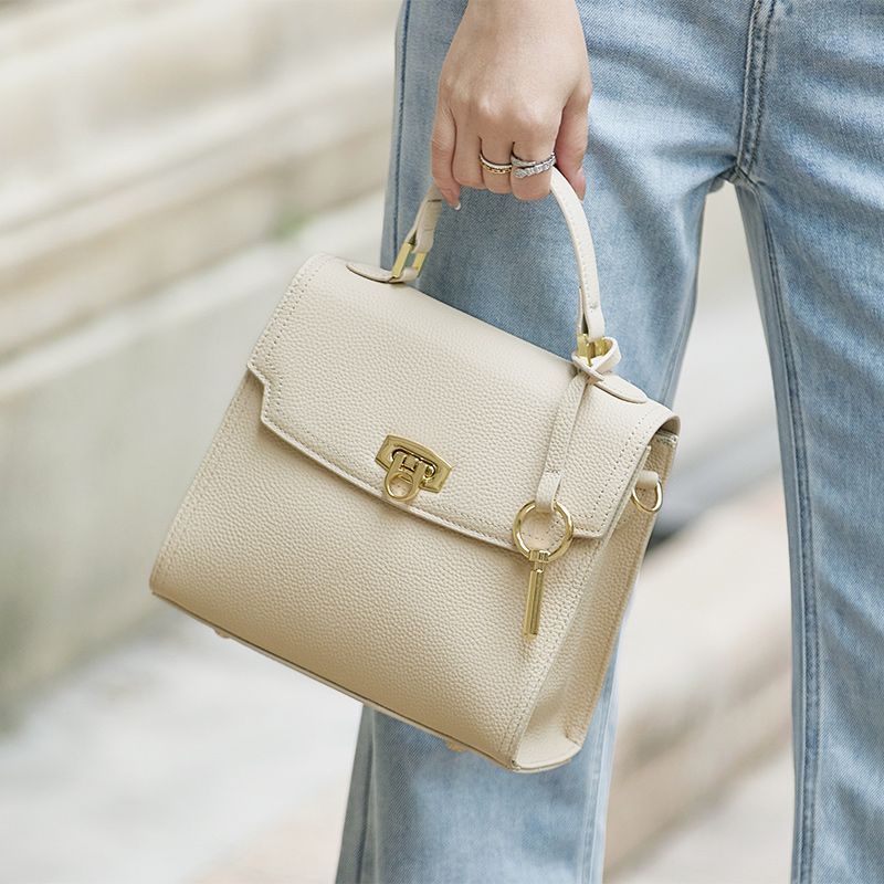 Sacs à main en cuir véritable  - Interior Design Trends 2026 avis et prix